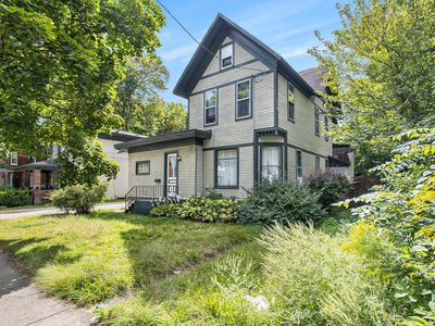 719 W Vine St, Kalamazoo, MI, 49008