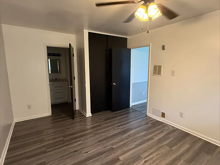 308 Kenbrook Dr — Photo 8