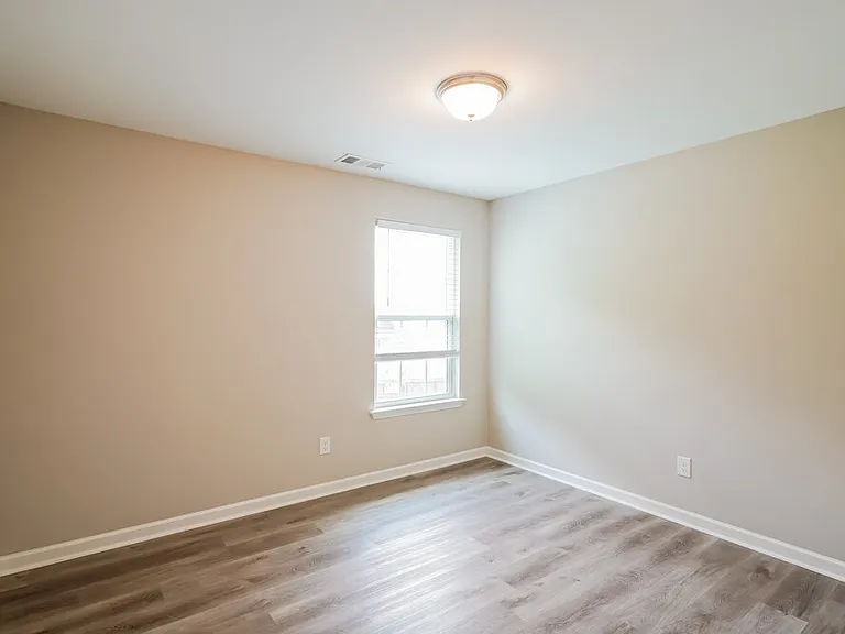 408 Parmley Ln — Photo 13