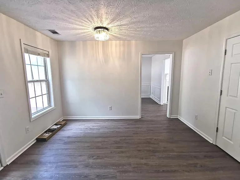 1844 Kristen Ct — Photo 15