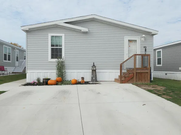 1240 Concord Dr, Mount Pleasant, MI 48858