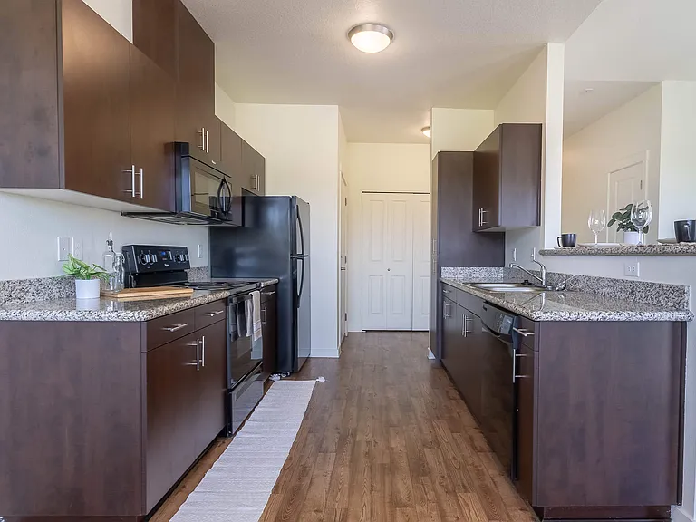 Riverplace Apartment Homes — Photo 38