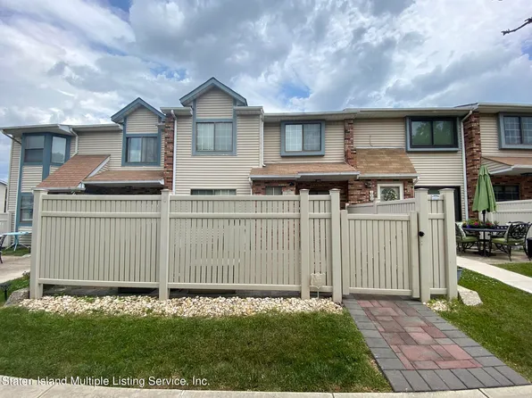 24A McDivitt Ave #A, Staten Island, NY 10314