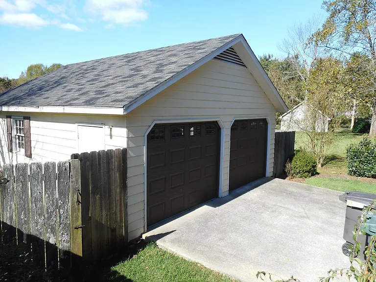 4109 Windlestraw Ln — Photo 21