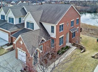 43 Harborside Way, Hawthorn Woods, IL 60047