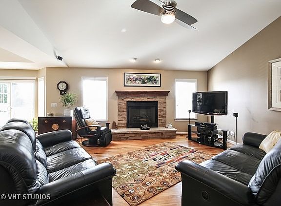 5th image of 228 Saint Andrews Dr