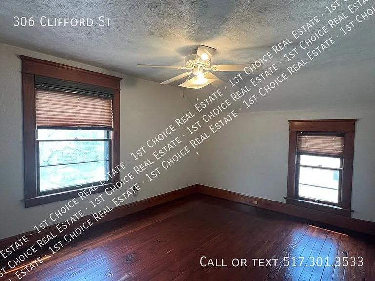 306 Clifford St — Photo 7