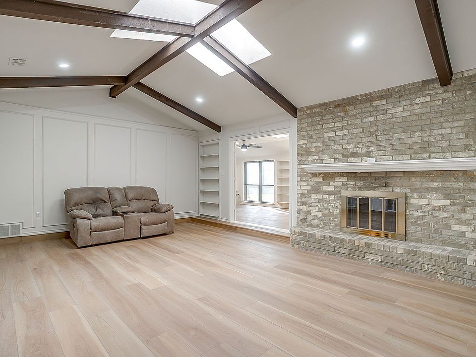 1st image of 4733 Cinnamon Hill Dr