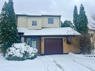 18 Wake Robin Ter, West Henrietta, NY, 14586