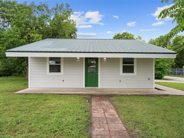2204 Morgan St, Greenville, TX 75401