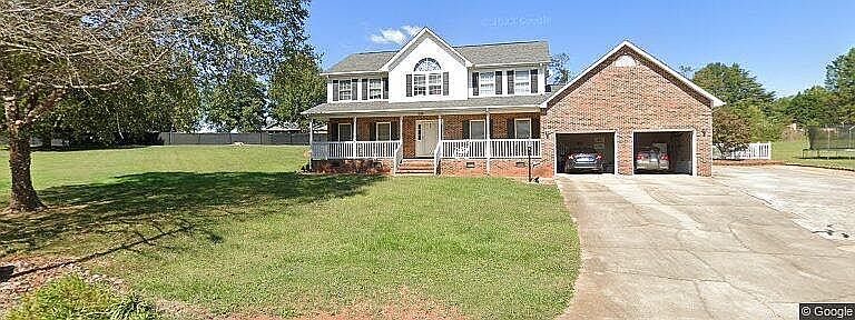 2nd image of 1019 Thistle Ct