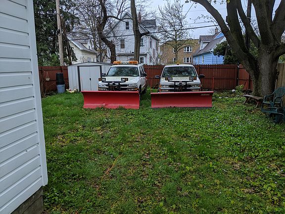 huge private rear yard