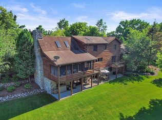 3654 Red Oak Ct, Hubertus, WI 53033
