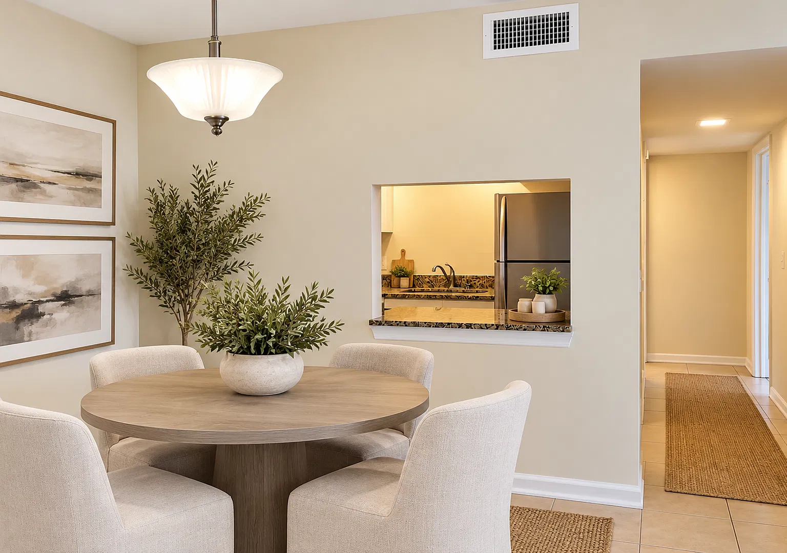 Beautiful Remodeled 1/1 First Floor Condo x Rent @ Wimbledon Park Close to Downtown! — Photo 2