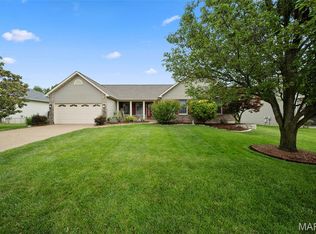 2362 Hidden Deer Dr, O'Fallon, MO 63368