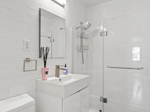 340 East 80th Street image 9 of 12