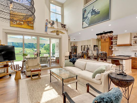 14th image of this home