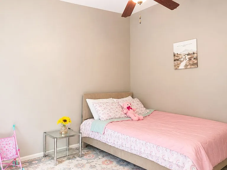 250 The Pines Dr — Photo 17