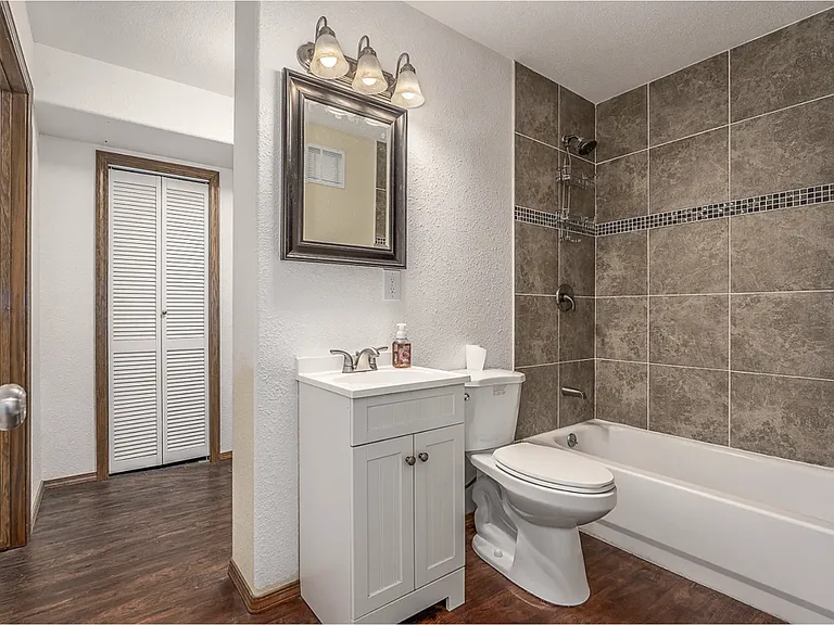 3820 W Jay St — Photo 13