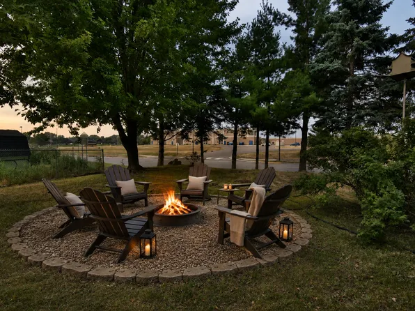 1043 Lawrence Cir, Sartell, MN 56377