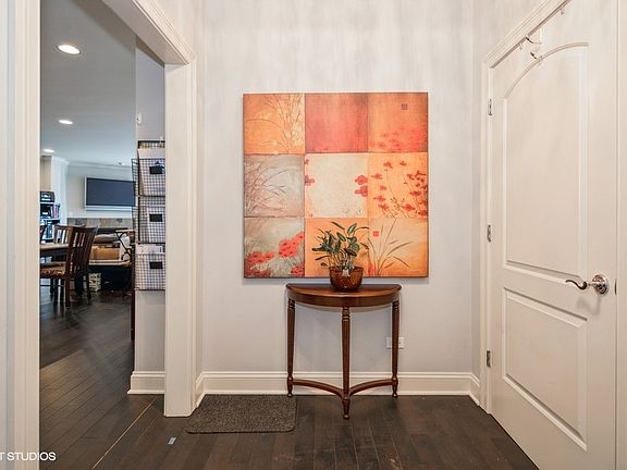 2nd image of 2811 N Bell Ave Unit 101