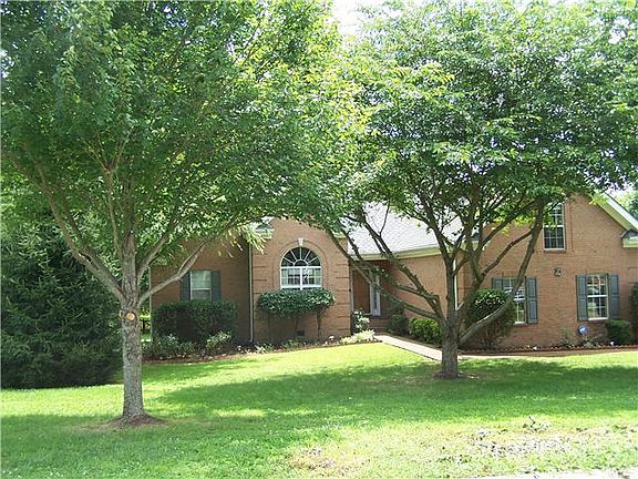 3rd image of 2704 Adobe Hills Pl