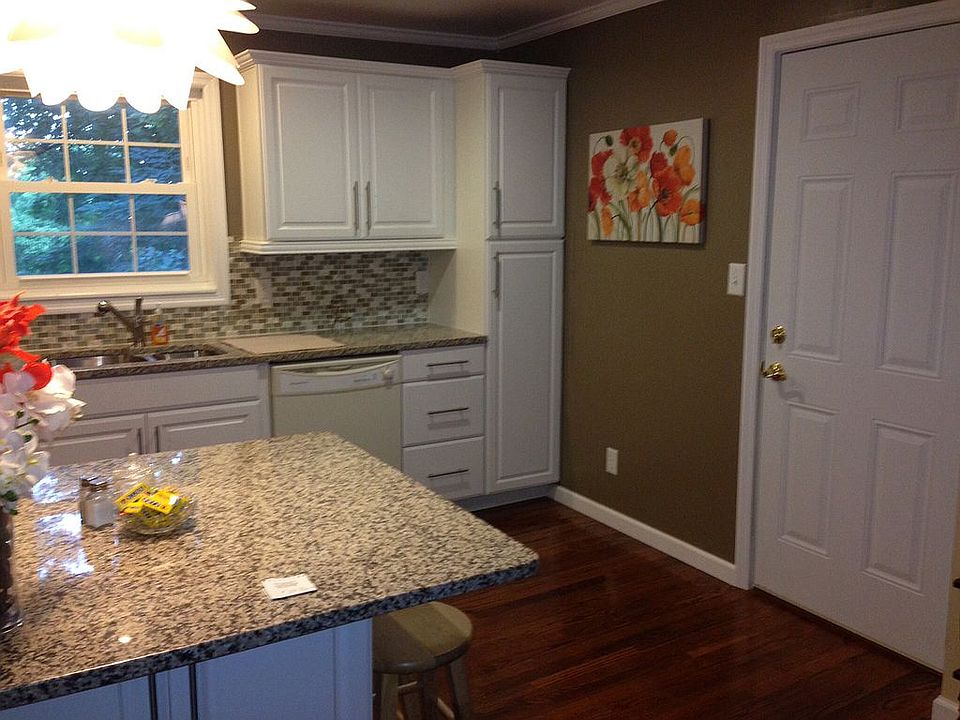 New kitchen