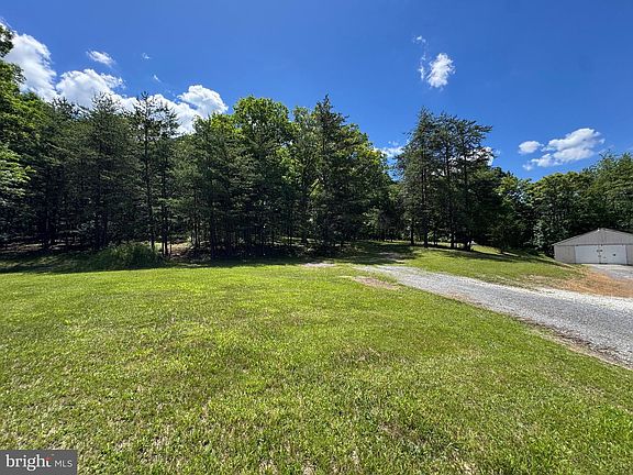 4th image of 346 Sand Mine Rd