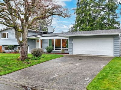 6212 121st Avenue SE, Bellevue, WA, 98006