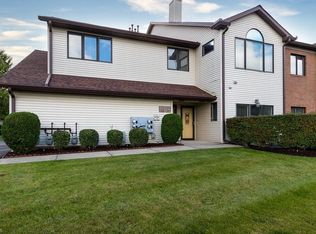 9715 Sylvan Ln UNIT 9715, Concord Township, OH 44060