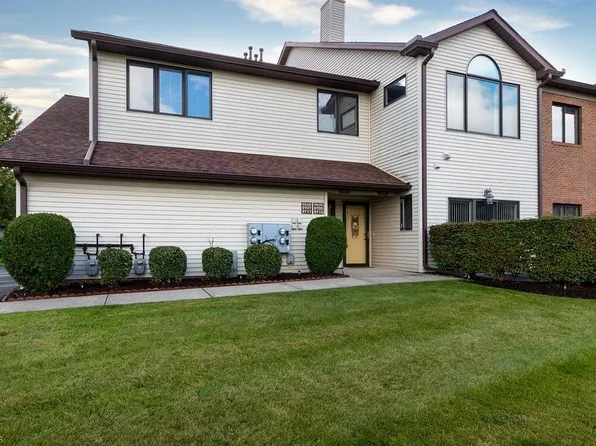 9715 Sylvan Ln Unit 9715, Concord Township, OH 44060