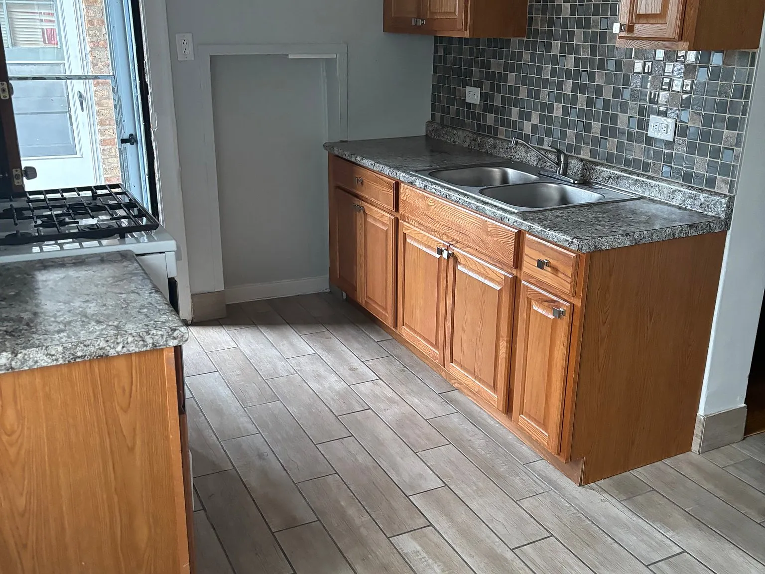 449 W 81St 3rd Floor — Photo 3