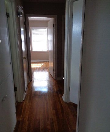 5th image of 905 W Marfa Ave