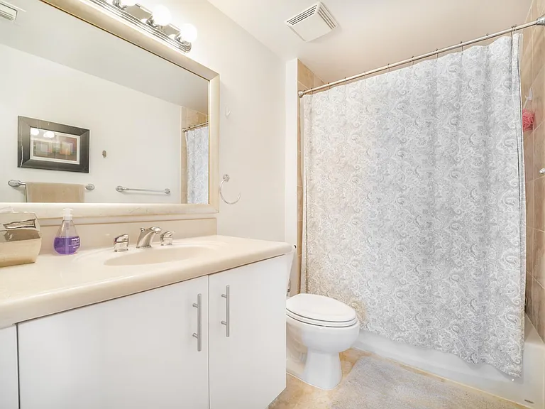 7910 Harbor Island Dr #801 — Photo 10