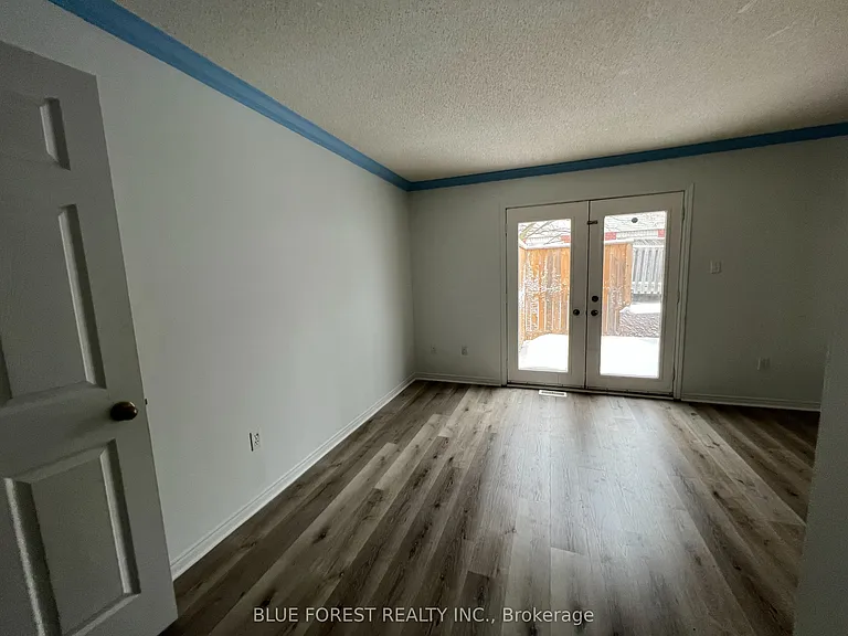 70 Chapman Ct #42 — Photo 4