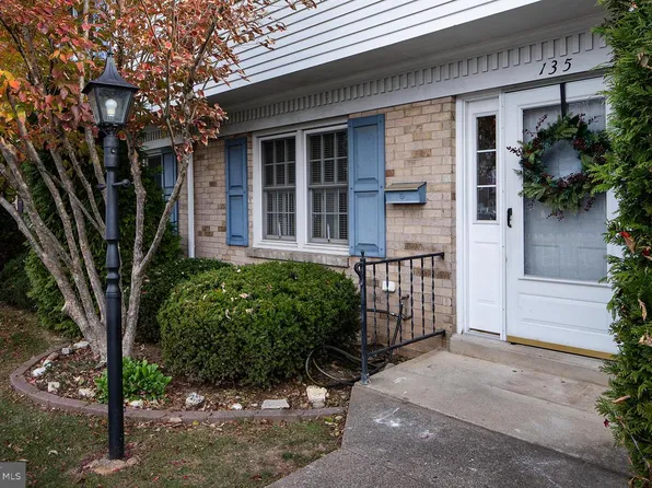 135 W Vine St, Shiremanstown, PA 17011