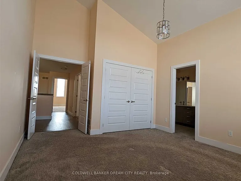 1236 Medway Park Dr — Photo 5