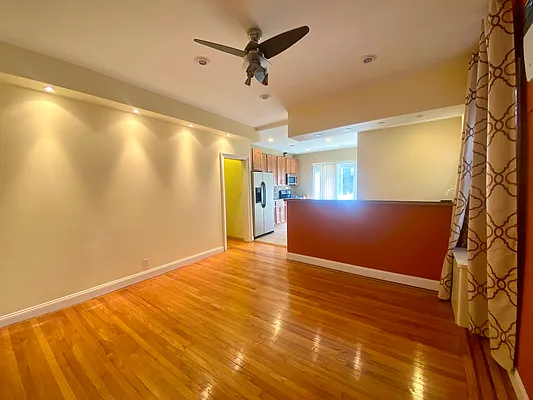 Rented by MQ Realty LLC | media 6