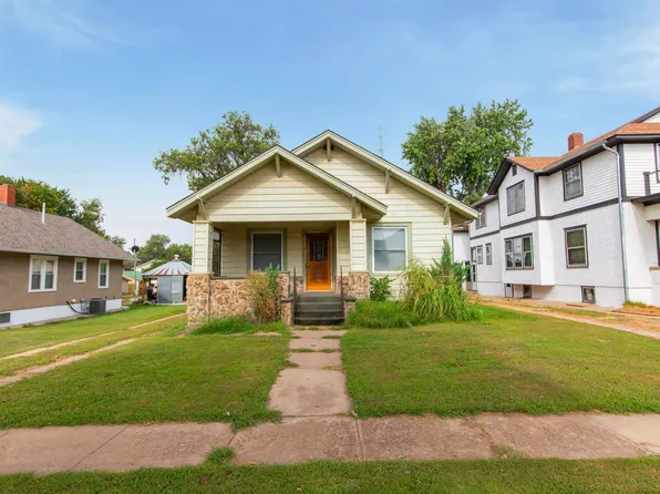 303 S Main St, Medicine Lodge, KS 67104