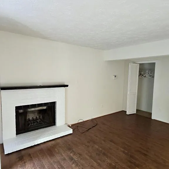 8801 Dangerfield Ct — Photo 10