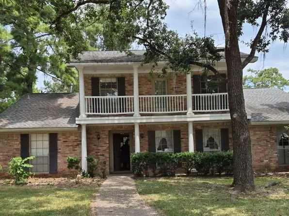 1015 Woodfield Ln, Houston, TX 77073