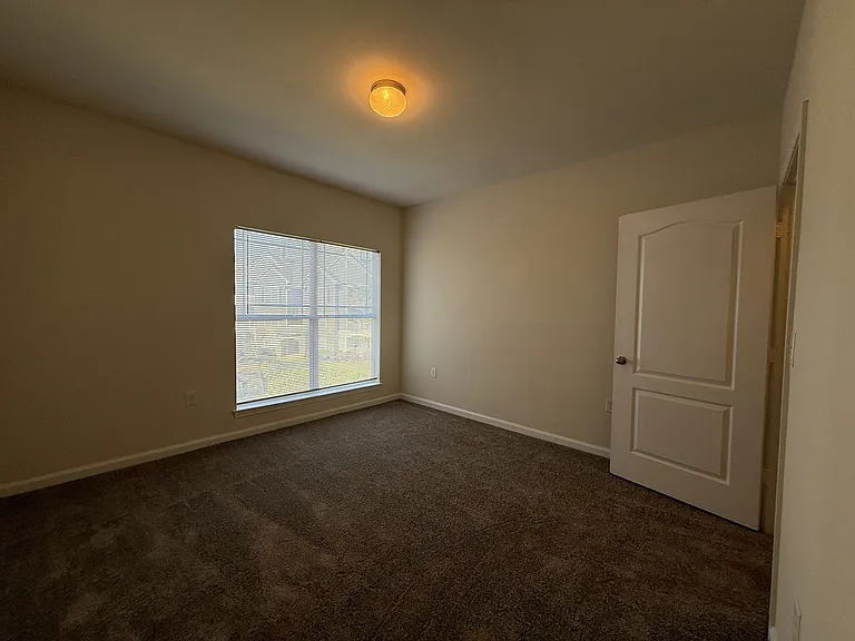 Wesley Kensington Apartments at Stonecrest — Photo 535
