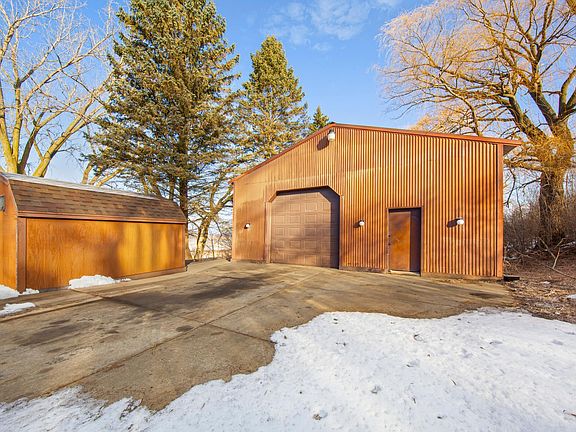 5th image of 1101 Faribault Rd