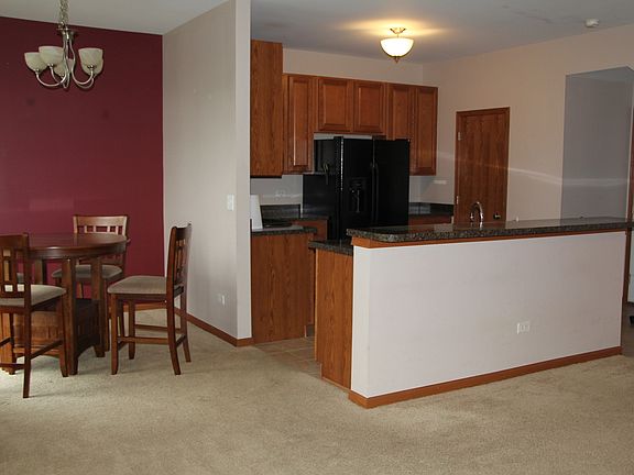 5th image of 15239 Kenmare Cir