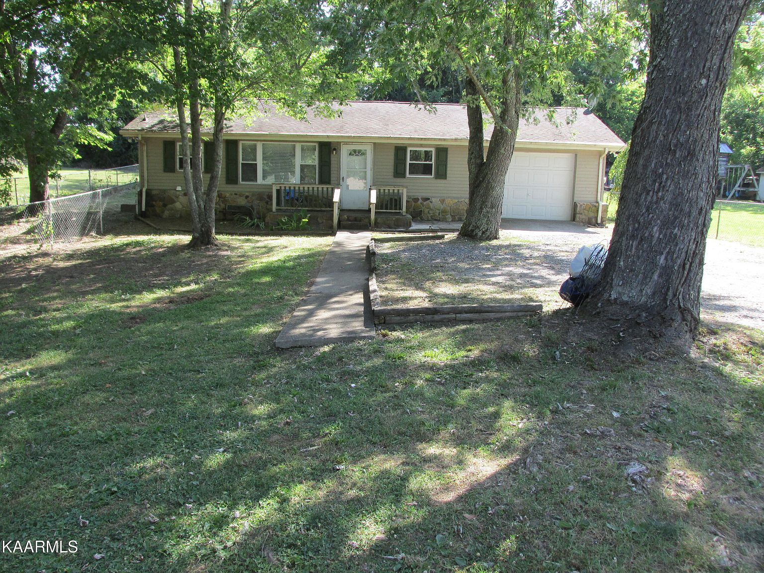 1001 Honeysuckle Rd, Maryville, TN 37801 Zillow