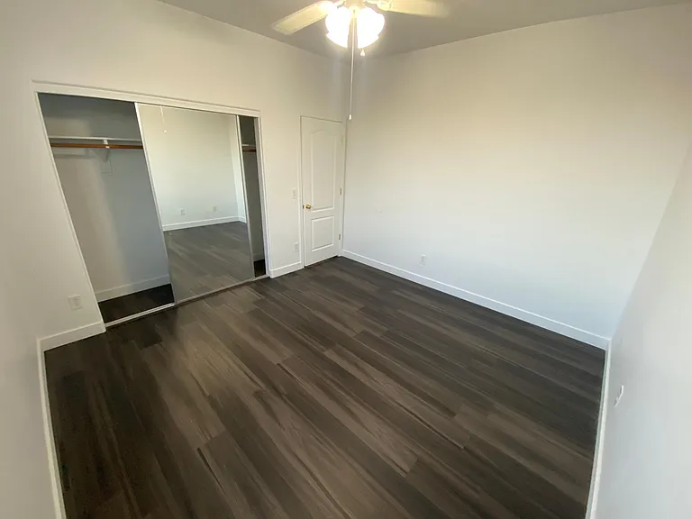 14574 W Mandalay Ln — Photo 22
