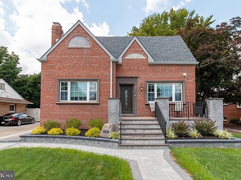 115 Samdin Blvd — Photo 2
