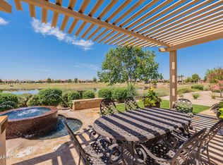 593 E Peach Tree St, San Tan Valley, AZ 85140