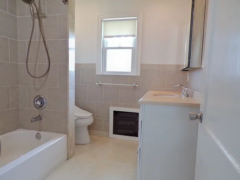2nd floor bath
