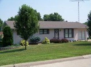 608 Delaney St, Perryville, MO 63775